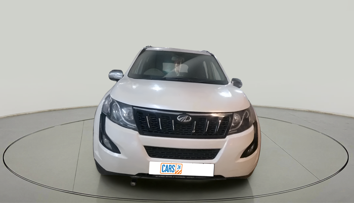 2015 Mahindra XUV500 W8, Diesel, Manual, 98,134 km, exterior