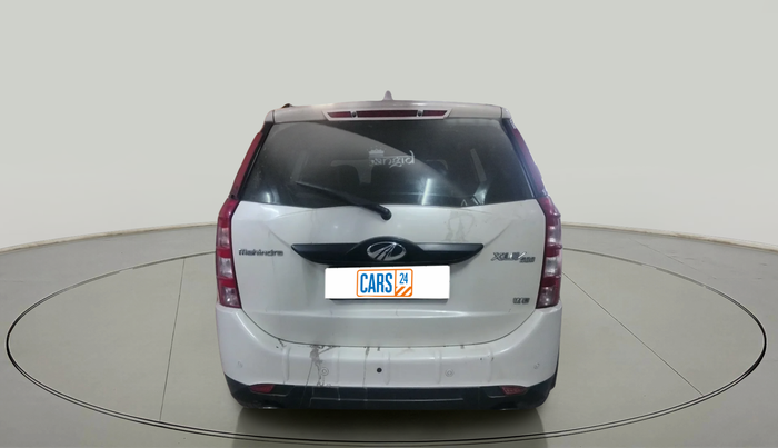 2015 Mahindra XUV500 W8, Diesel, Manual, 98,134 km, exterior