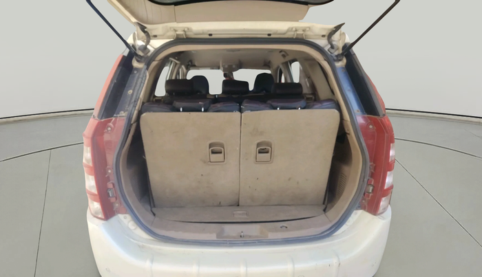 2015 Mahindra XUV500 W8, Diesel, Manual, 98,134 km, exterior