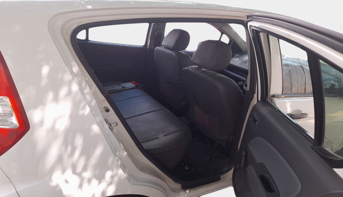 2010 Maruti Ritz LXI, Petrol, Manual, 64,408 km, interior