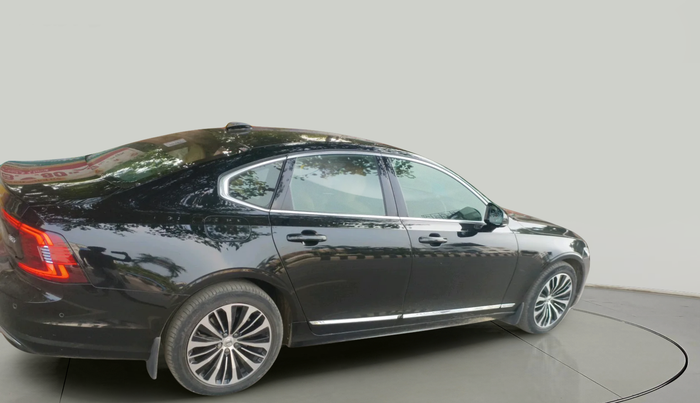 2024 Volvo S90 B5 Ultimate, Petrol, Automatic, 31,770 km, exterior