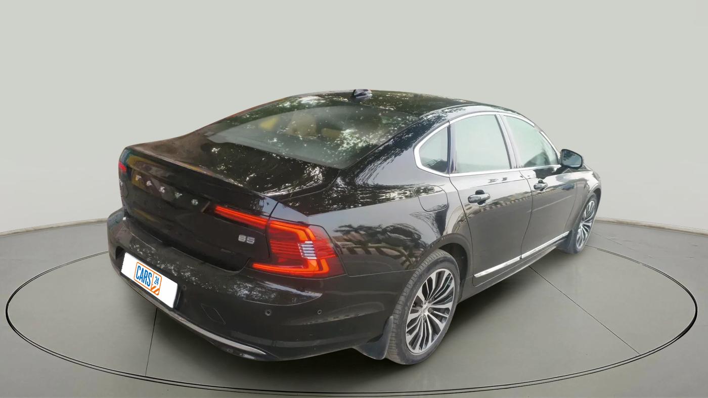 2024 Volvo S90 B5 Ultimate, Petrol, Automatic, 31,770 km, exterior