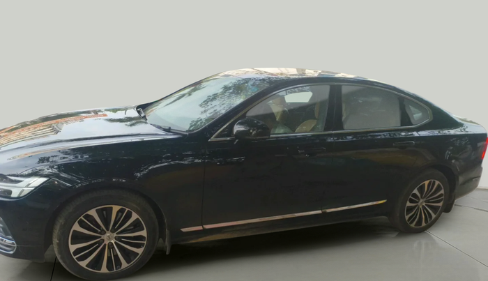 2024 Volvo S90 B5 Ultimate, Petrol, Automatic, 31,770 km, exterior