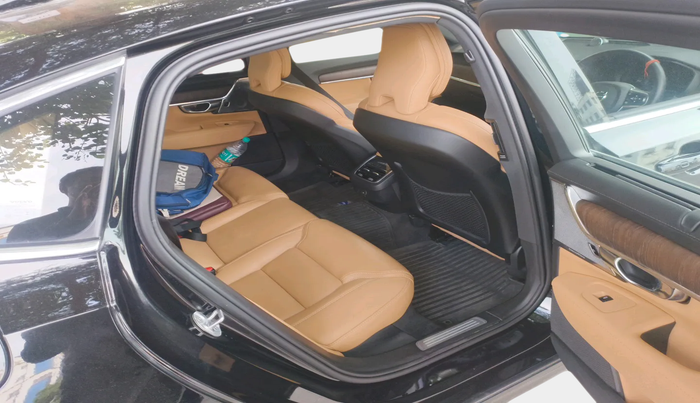 2024 Volvo S90 B5 Ultimate, Petrol, Automatic, 31,770 km, interior