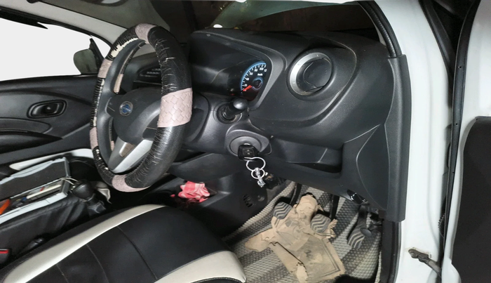 2017 Datsun Redi Go T(O) 1.0, Petrol, Manual, 24,067 km, interior