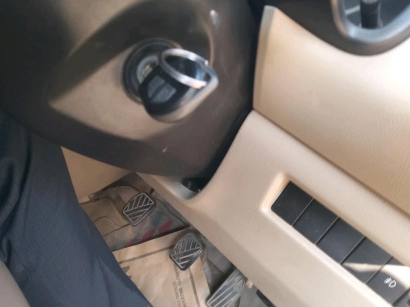 2018 Maruti Dzire VXI, Petrol, Manual, 1,04,941 km, interior