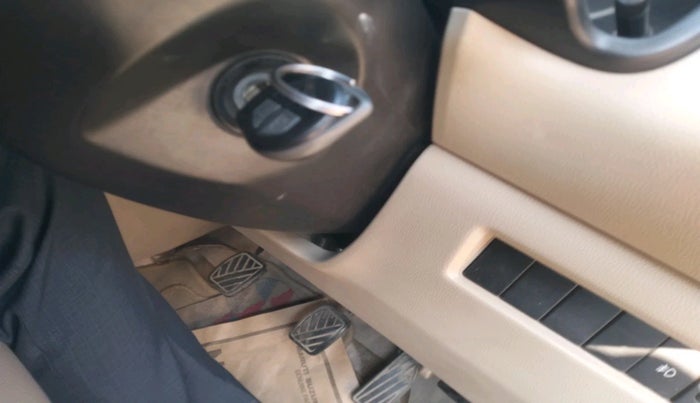 2018 Maruti Dzire VXI, Petrol, Manual, 1,04,941 km, interior