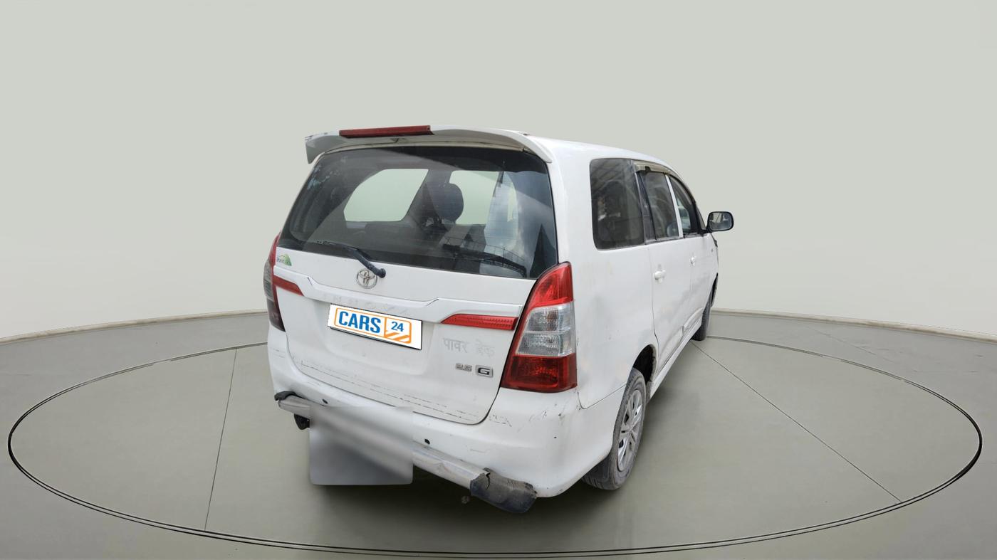 2015 Toyota Innova 2.5 G 7 STR, Diesel, Manual, 2,85,149 km, exterior