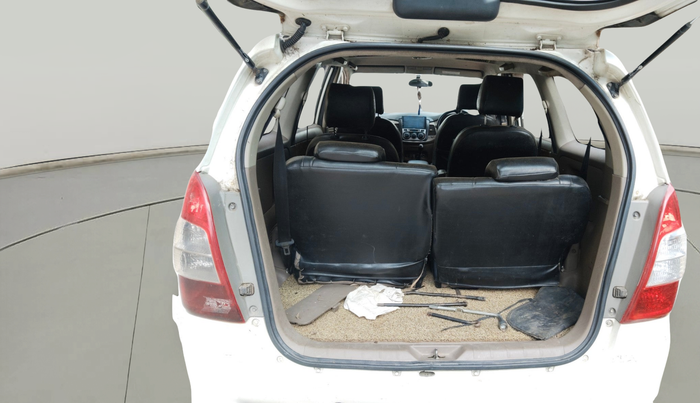 2015 Toyota Innova 2.5 G 7 STR, Diesel, Manual, 2,85,149 km, exterior