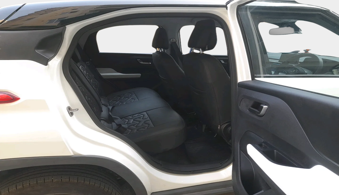 2023 Tata PUNCH CREATIVE  AMT, Petrol, Automatic, 15,840 km, interior