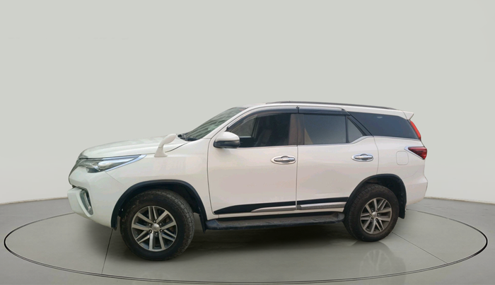 2018 Toyota Fortuner 2.8 4X4 MT, Diesel, Manual, 2,00,364 km, exterior