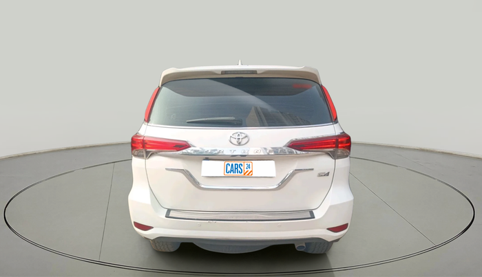 2018 Toyota Fortuner 2.8 4X4 MT, Diesel, Manual, 2,00,364 km, exterior