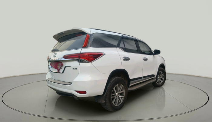 2018 Toyota Fortuner 2.8 4X4 MT, Diesel, Manual, 2,00,364 km, exterior