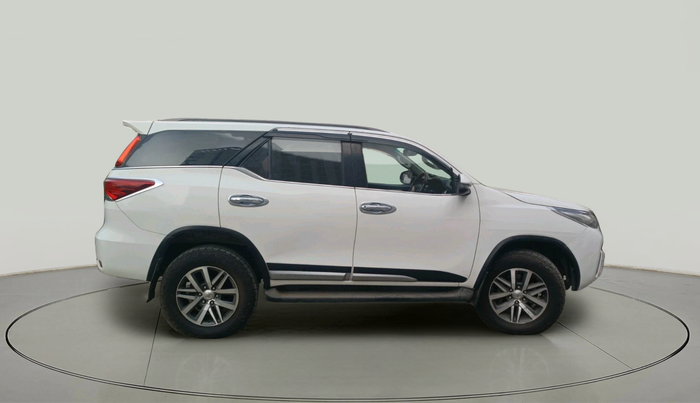2018 Toyota Fortuner 2.8 4X4 MT, Diesel, Manual, 2,00,364 km, exterior