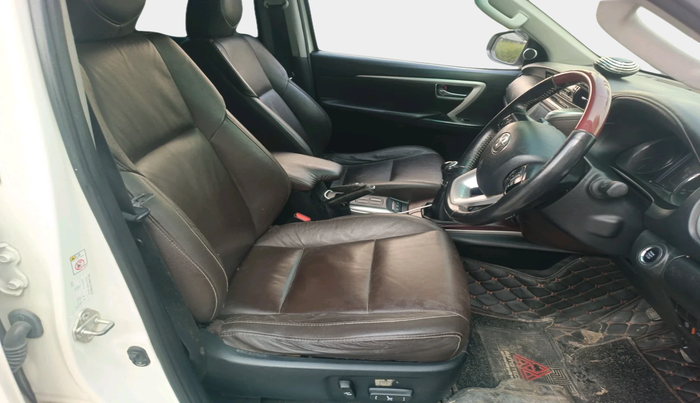 2018 Toyota Fortuner 2.8 4X4 MT, Diesel, Manual, 2,00,364 km, interior