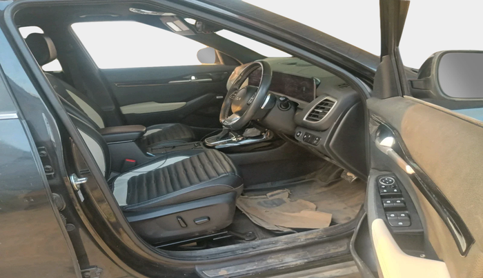 2023 KIA SELTOS GTX PLUS 1.5 DIESEL AT, Diesel, Automatic, 28,150 km, interior