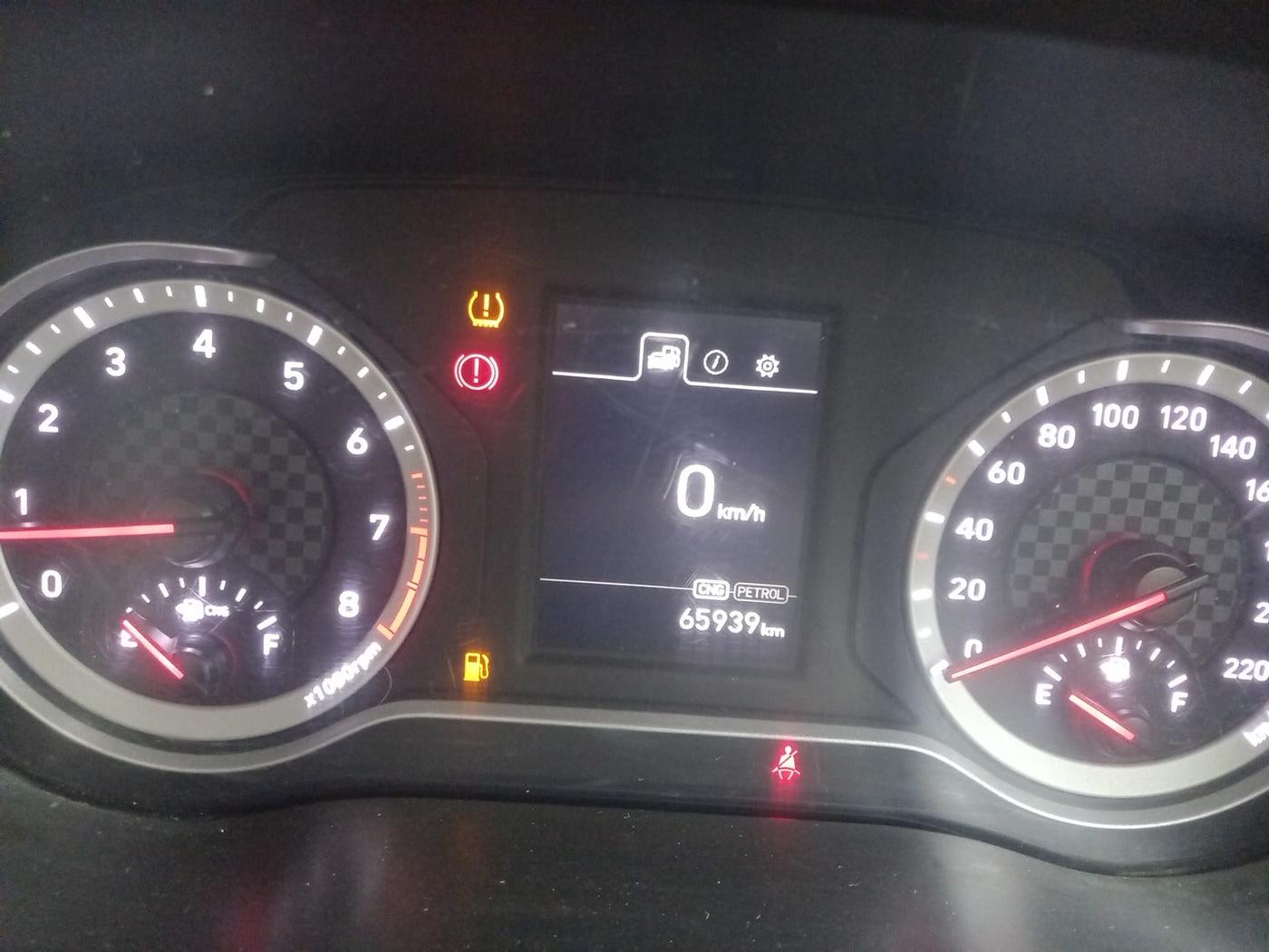 2023 Hyundai AURA SX 1.2 CNG, Petrol, Manual, 67,344 km, interior