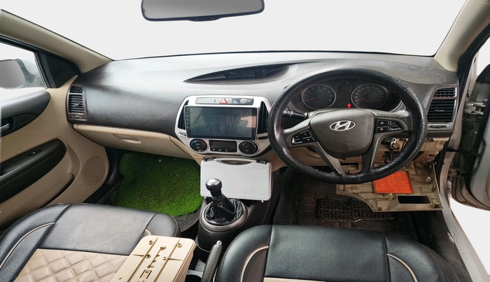 2014 Hyundai i20 SPORTZ 1.2, Petrol, Manual, 72,194 km, interior