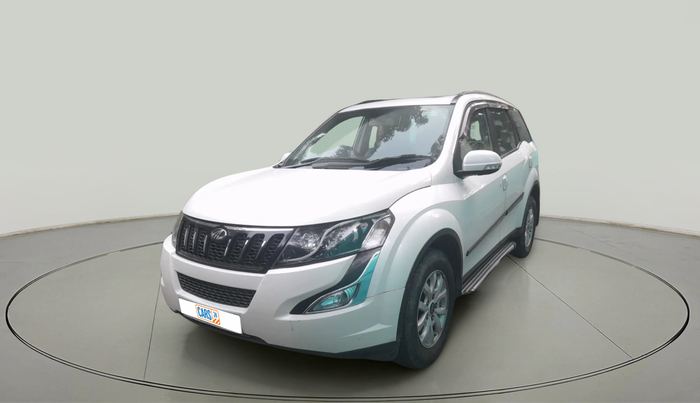 2017 Mahindra XUV500 W10, Diesel, Manual, 86,604 km, exterior