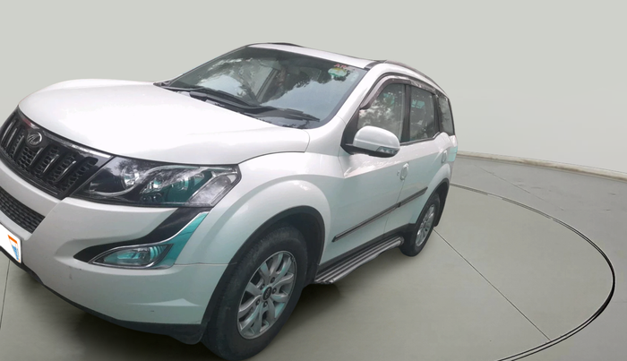 2017 Mahindra XUV500 W10, Diesel, Manual, 86,604 km, exterior