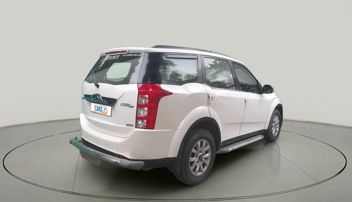 2017 Mahindra XUV500 W10, Diesel, Manual, 86,604 km, exterior