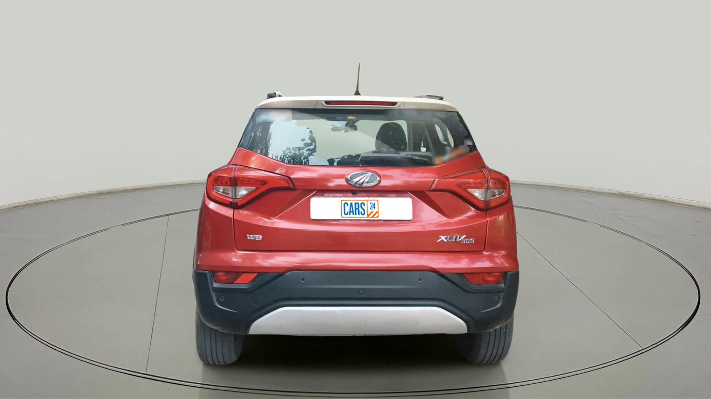 2020 Mahindra XUV300 W8(O) 1.5 DIESEL DUAL TONE, Diesel, Manual, 1,05,920 km, exterior