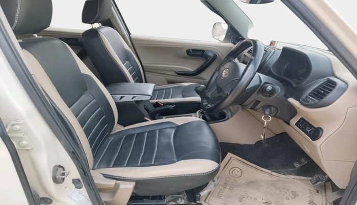 2016 Mahindra TUV300 T6 PLUS, Diesel, Manual, 1,04,174 km, interior