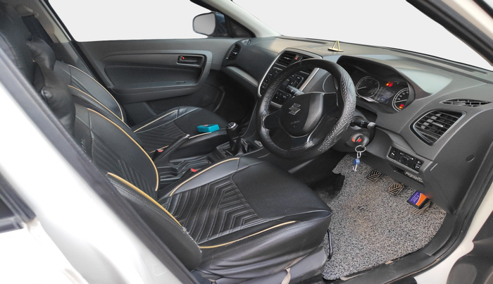 2016 Maruti Vitara Brezza VDI, Diesel, Manual, 1,12,516 km, interior