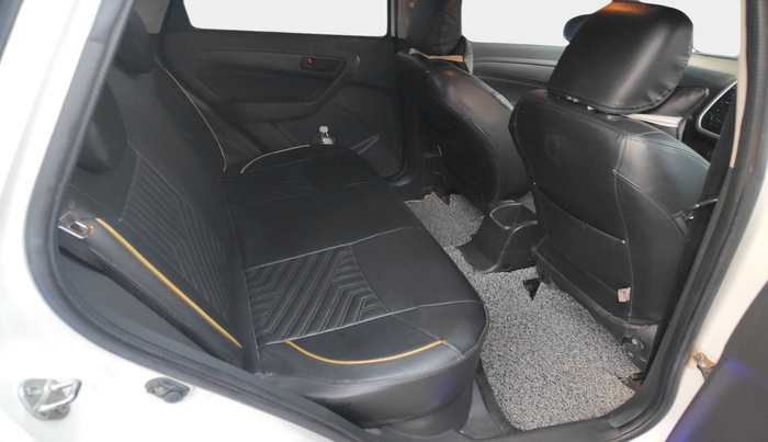 2016 Maruti Vitara Brezza VDI, Diesel, Manual, 1,12,516 km, interior