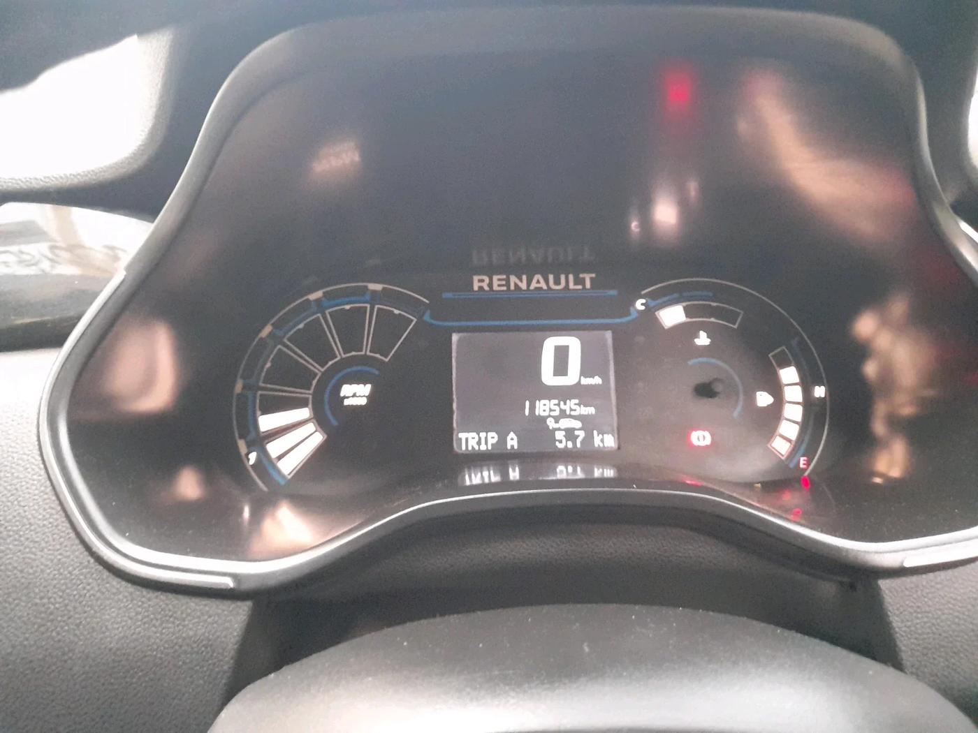 2021 Renault TRIBER RXT, Petrol, Manual, 1,18,545 km, interior