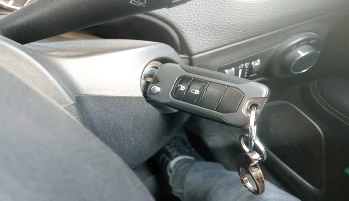 2018 Jeep Compass SPORT 2.0 DIESEL, Diesel, Manual, 1,68,320 km, interior