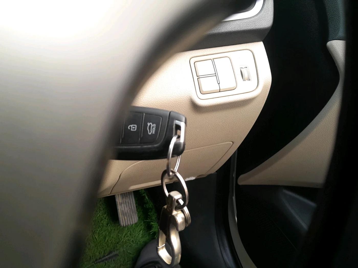 2021 Hyundai Verna S PLUS 1.5 VTVT, Petrol, Manual, 69,299 km, interior