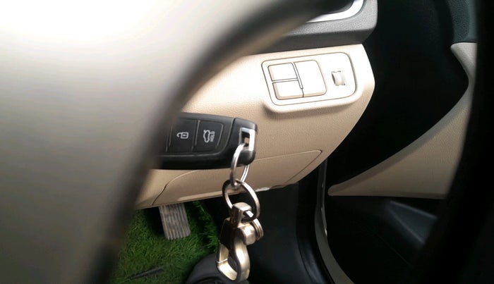 2021 Hyundai Verna S PLUS 1.5 VTVT, Petrol, Manual, 69,299 km, interior