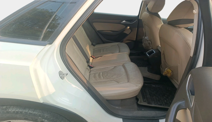 2013 Audi Q3 2.0 TDI, Diesel, Automatic, 85,235 km, interior