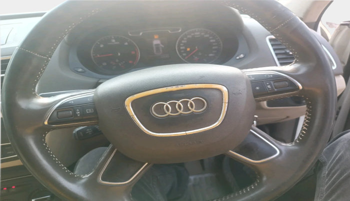 2013 Audi Q3 2.0 TDI, Diesel, Automatic, 85,235 km, interior