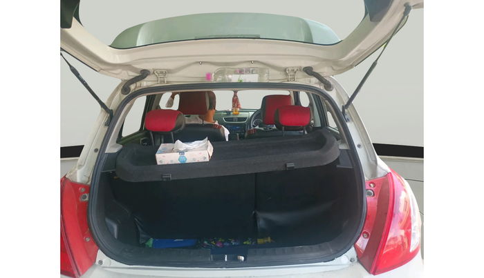 2016 Maruti Swift VXI, Petrol, Manual, 1,00,186 km, exterior