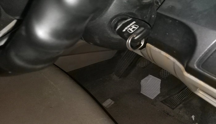 2010 Honda Civic 1.8L I-VTEC V MT, Petrol, Manual, 2,00,652 km, interior