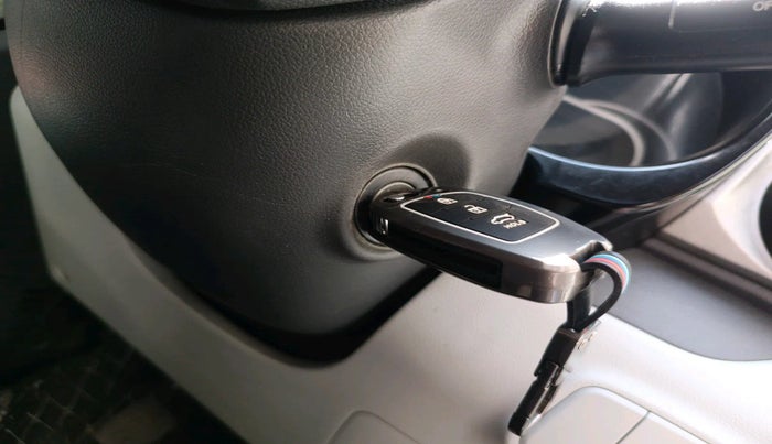 2021 Hyundai GRAND I10 NIOS SPORTZ 1.2 KAPPA VTVT, Petrol, Manual, 89,848 km, interior