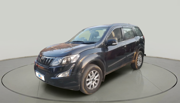 2016 Mahindra XUV500 W10 AT, Diesel, Automatic, 1,52,492 km, exterior