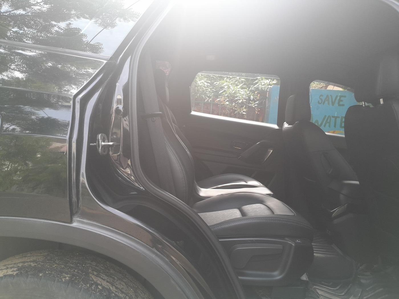 2022 Tata Safari XZ PLUS DARK EDITION, Diesel, Manual, 99,033 km, interior