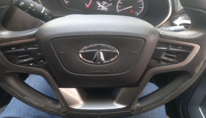 2022 Tata Harrier XT PLUS 2.0L KRYOTEC, Diesel, Manual, 71,074 km, interior