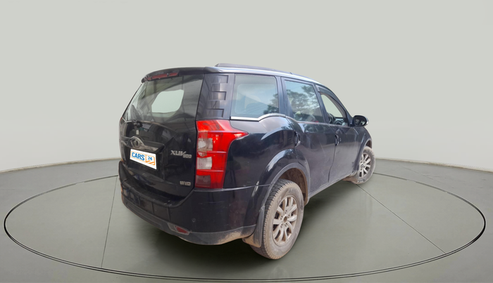 2016 Mahindra XUV500 W10, Diesel, Manual, 1,08,980 km, exterior