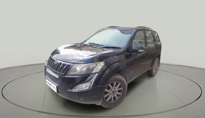 2016 Mahindra XUV500 W10, Diesel, Manual, 1,08,980 km, exterior