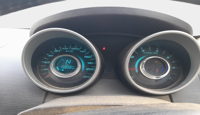 2016 Mahindra XUV500 W10, Diesel, Manual, 1,08,980 km, interior