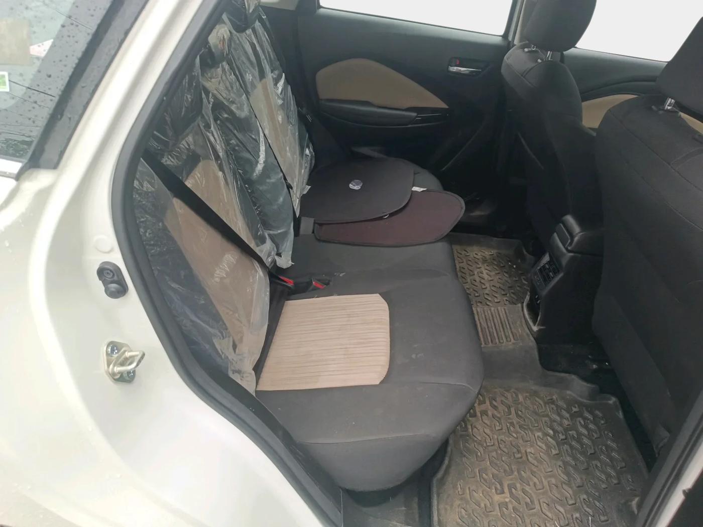 2023 Toyota Glanza G AMT, Petrol, Automatic, 6,400 km, interior