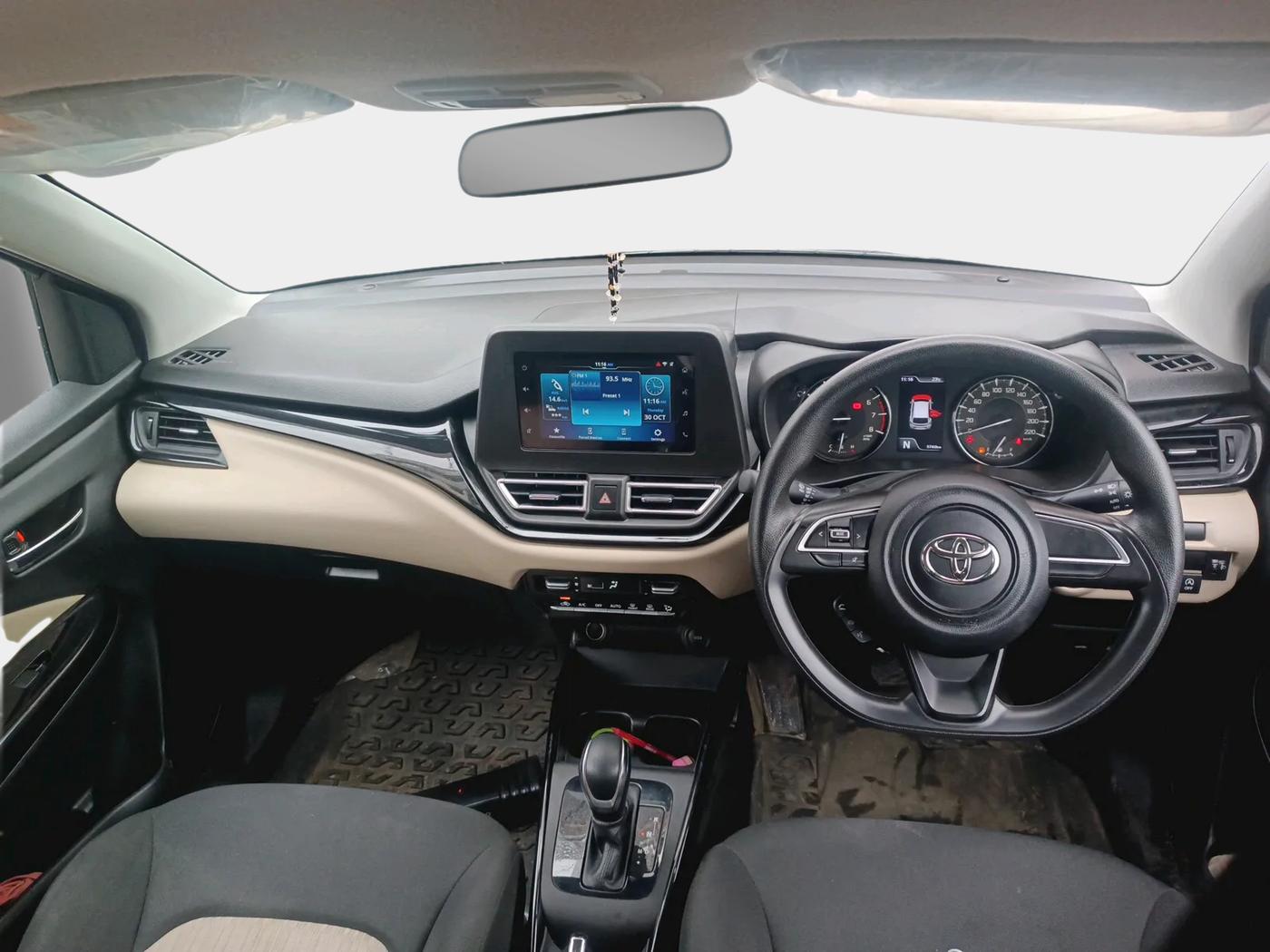 2023 Toyota Glanza G AMT, Petrol, Automatic, 6,400 km, interior