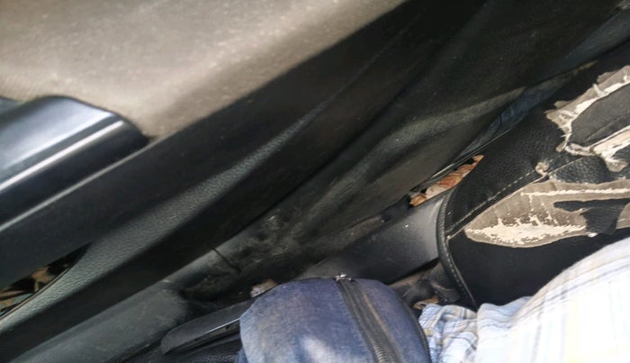 2013 Maruti Swift VXI, Petrol, Manual, 1,14,370 km, interior