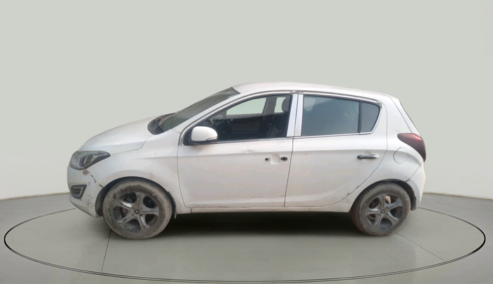 2013 Hyundai i20 MAGNA 1.4 CRDI, Diesel, Manual, 1,00,002 km, exterior