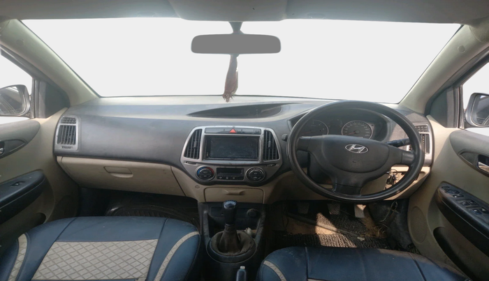 2013 Hyundai i20 MAGNA 1.4 CRDI, Diesel, Manual, 1,00,002 km, interior