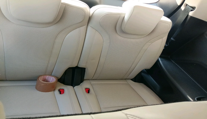 2024 Mahindra XUV700 AX 7 LUXURY D MT 7 STR, Diesel, Manual, 47,443 km, interior